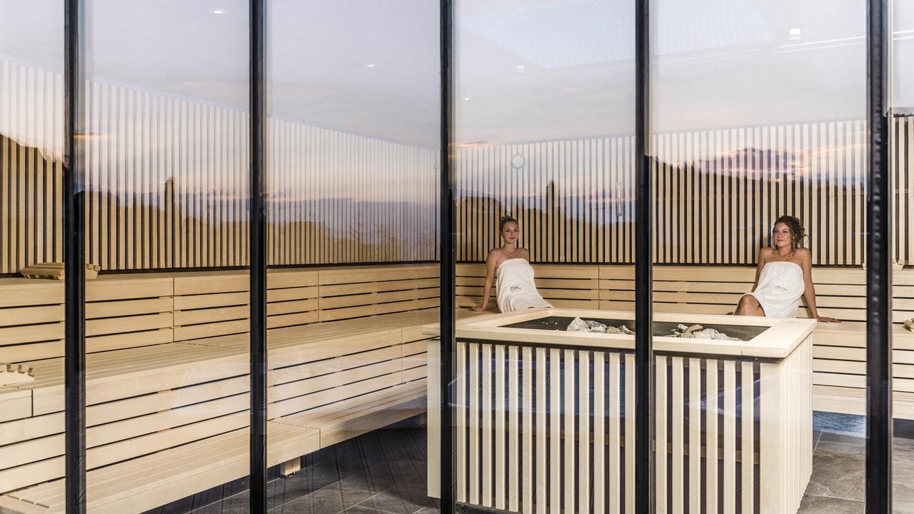 Wellnesshotel Erica Nova Ponente Exterior foto